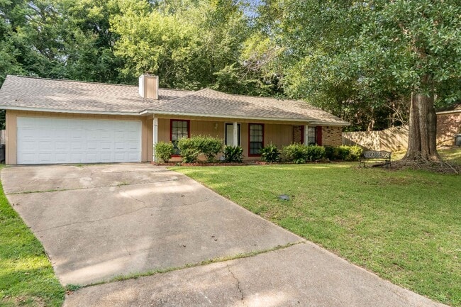 Building Photo - 201 Shadow Cove