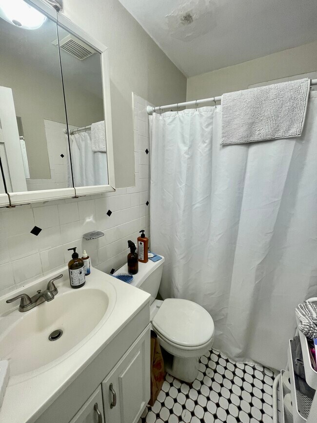 Foto del edificio - 1 Torpie St