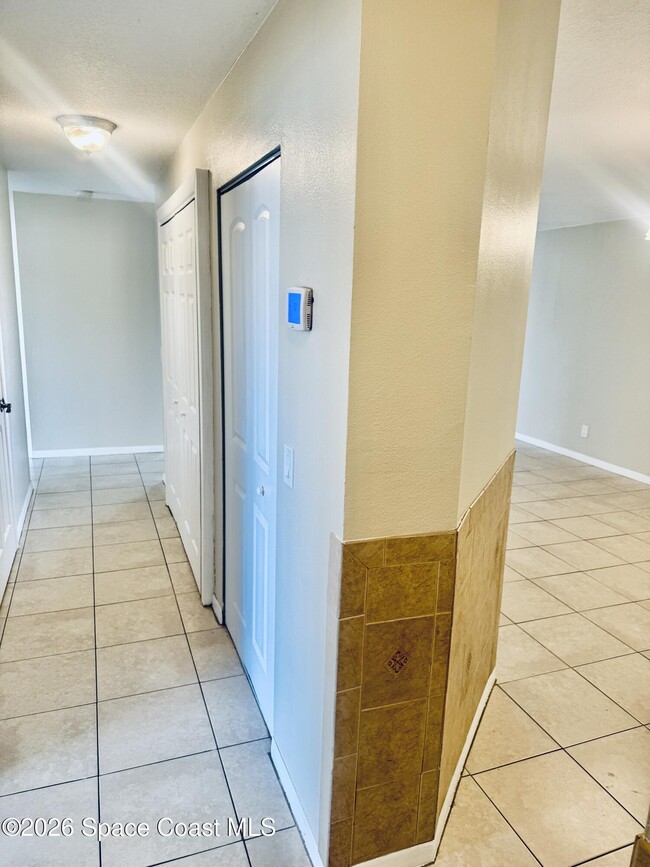 Building Photo - 1810 Long Iron Dr