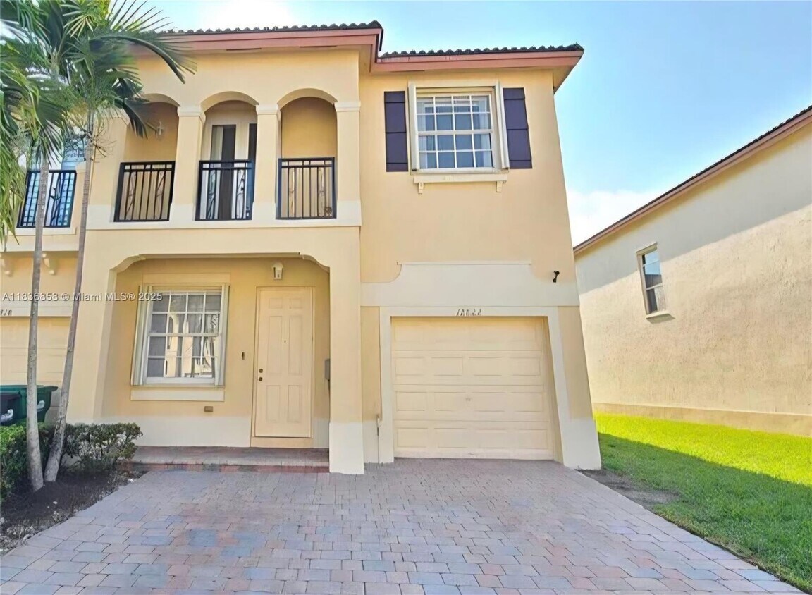 Foto principal - 12822 SW 135th St