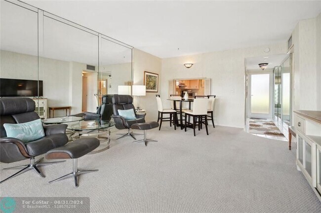 Foto del edificio - 3100 NE 28th St