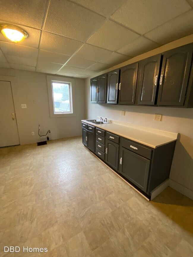 Foto del edificio - 3 br, 2 bath House - 512 Fifth St