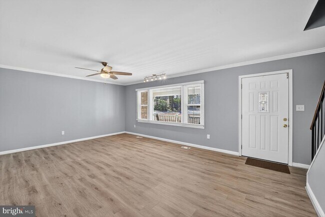 Foto del edificio - 1405 Pennington Ln