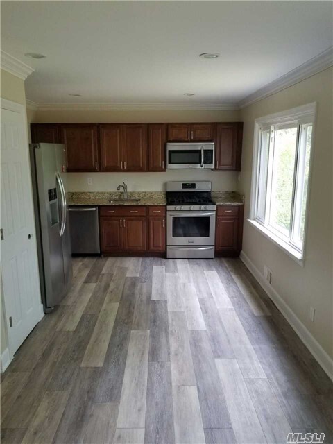 Foto del edificio - 106 Crystal Brook Hollow Rd