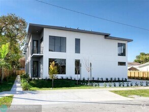 Building Photo - 116 NW 41st St