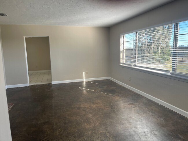 Foto del edificio - 9320 NW Hwy 225A