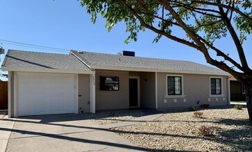 Building Photo - 6909 Stoneman Dr