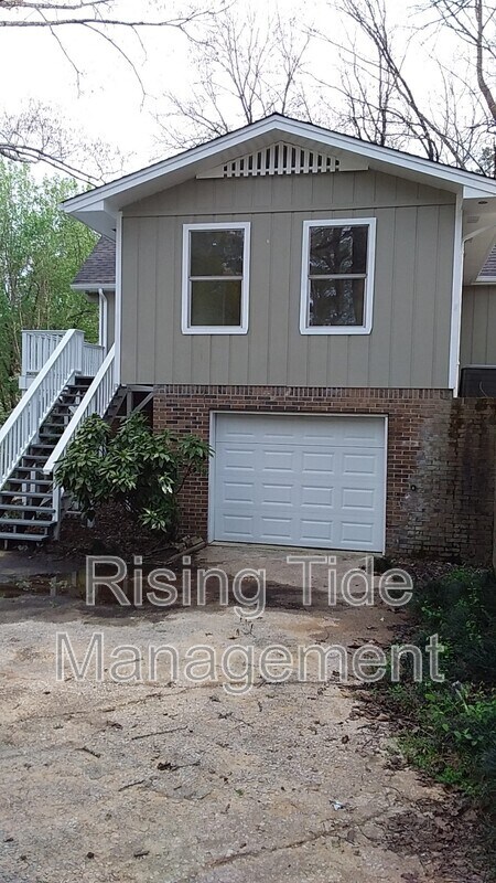 Building Photo - 8624 Driftwood Dr