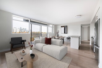 Residence Thirty One - Living Room - Balliol Park