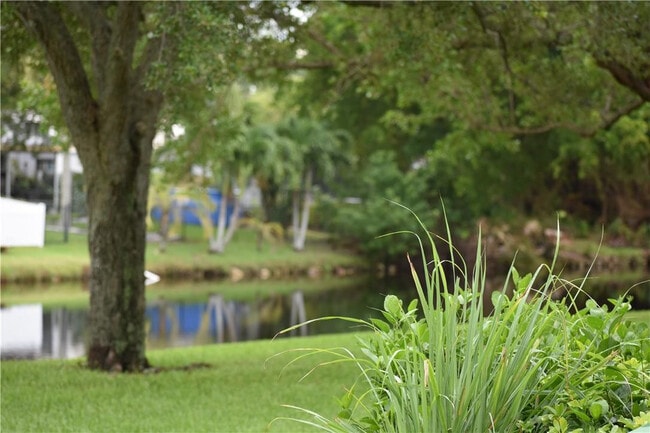 Building Photo - 7890 Dixie Beach Cir