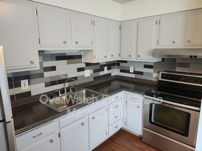 Photo - 717 N Bliss St House