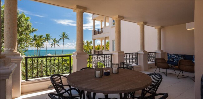 Foto del edificio - 19222 Fisher Island Dr