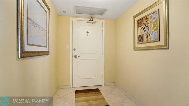 Building Photo - 3750 Galt Ocean Dr
