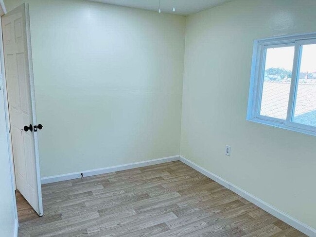 Foto del edificio - 2621 Edwin St