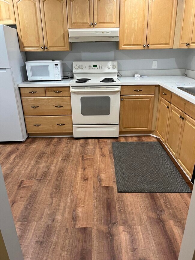 Foto del edificio - 327 Southwind Dr