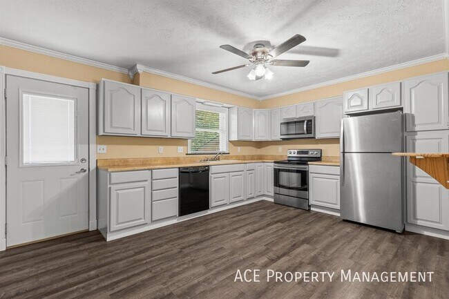 Foto del edificio - 4430 Steeler Ln