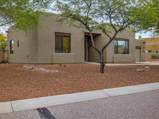 Foto del edificio - 4 Bedroom 2 Bathroom