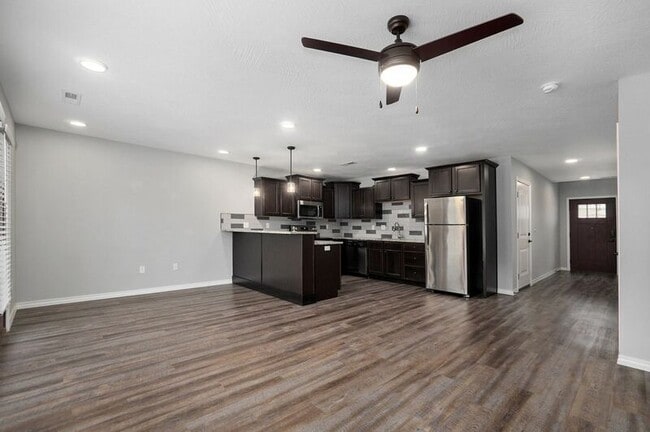 Building Photo - 1310 S Lexington Ave