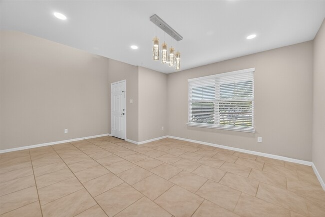 Foto del edificio - 3026 Village Creek Dr