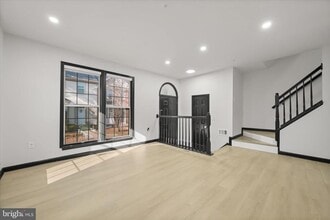 Building Photo - 10626 Fitzgibbon Ct