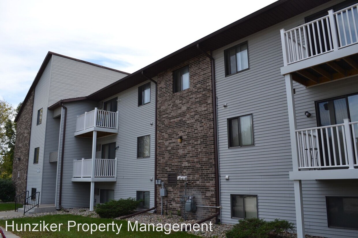 Primary Photo - 2 br, 1 bath Apartment - 2310 Mortensen 23...