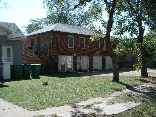 Building Photo - 280 E College St
