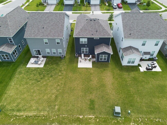Foto del edificio - 7270 Cutler Dr