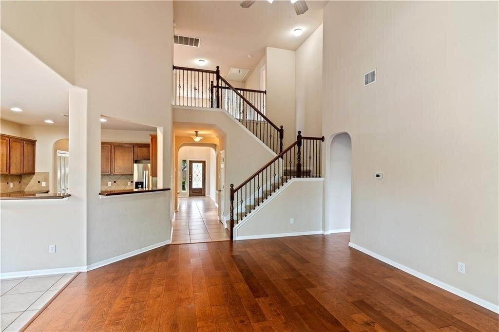 Primary Photo - 103 Payne Stewart Dr