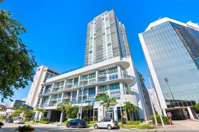 Foto del edificio - 301 1st St S