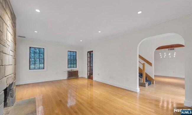 Foto del edificio - 278 Maple St