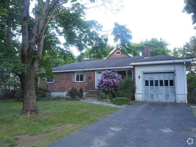 Building Photo - 14 Lyman Rd
