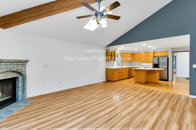 Foto del edificio - Charming Single Family Ranch Style Retreat...