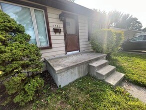 Building Photo - 1336 E Goulson Ave