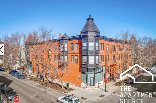 Foto del edificio - 2606 N Racine Ave
