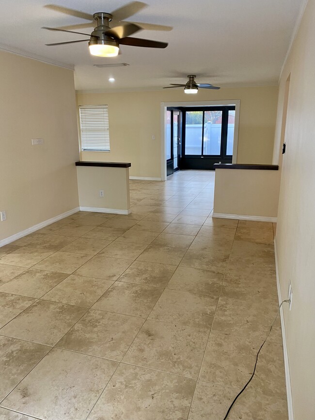 Building Photo - 6248 Gretna Green Ct N