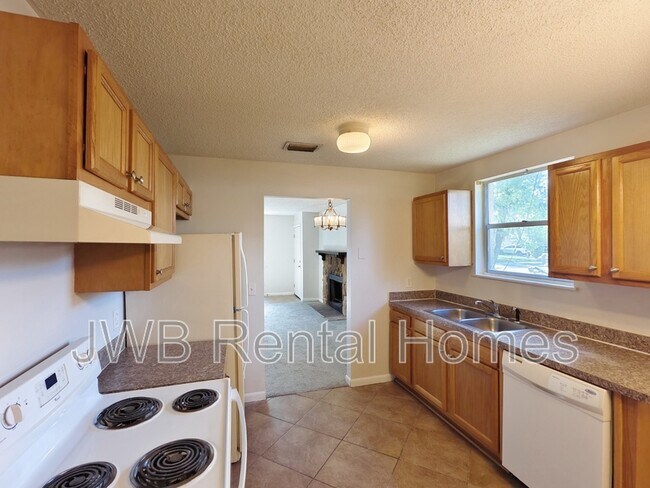 Foto del edificio - 2512 Sandusky Ave E