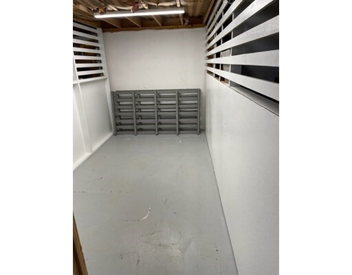 Building Photo - 6 Franzone Dr