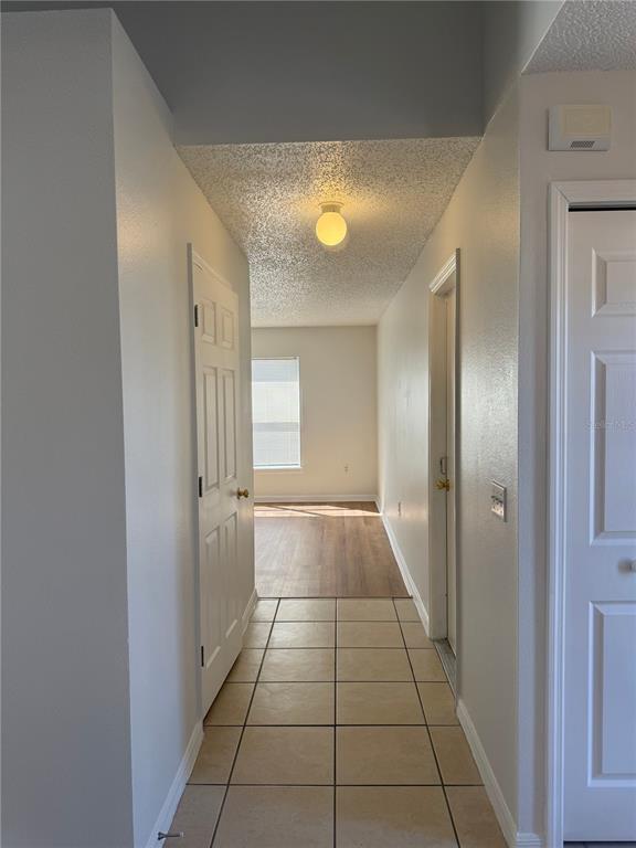 Building Photo - 1902 Huron Way