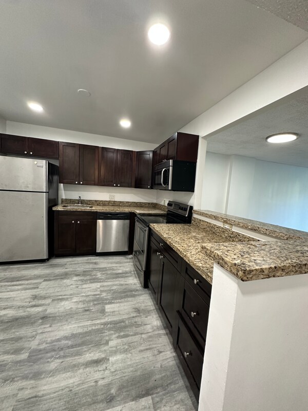 Foto del edificio - 2801 NE 183rd St