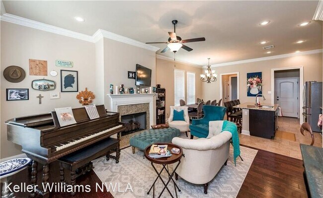 Foto del edificio - 3 br, 2 bath House - 1036 N. Crescent Cove