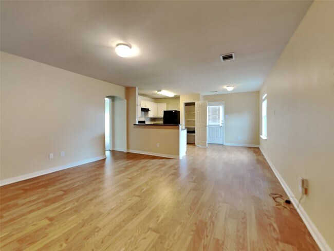 Building Photo - 4111 Medina River Ct