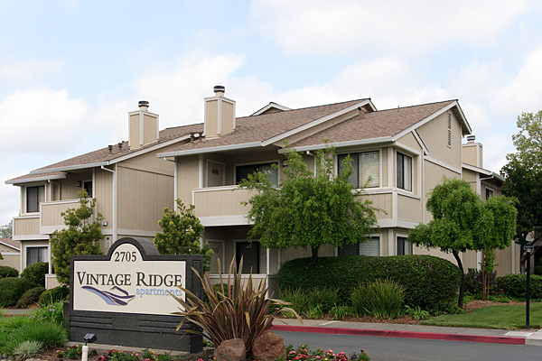 Entrance - Vintage Ridge Apartment Homes