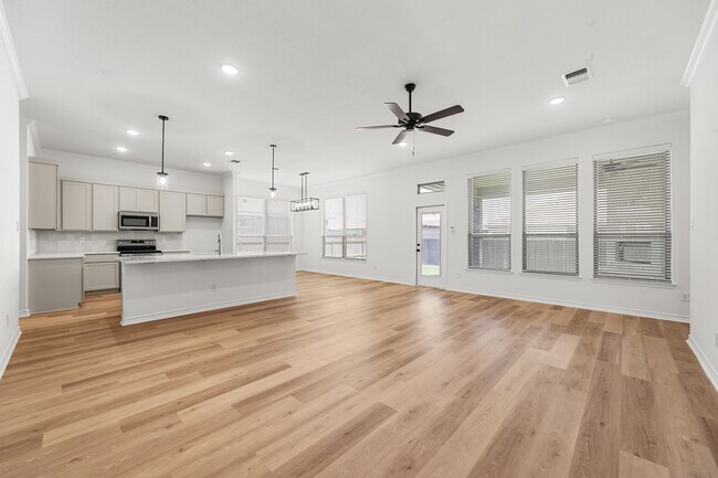 Building Photo - 7224 Caladium Dr