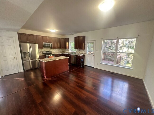 Foto del edificio - 11465 Abbots Cross Ln