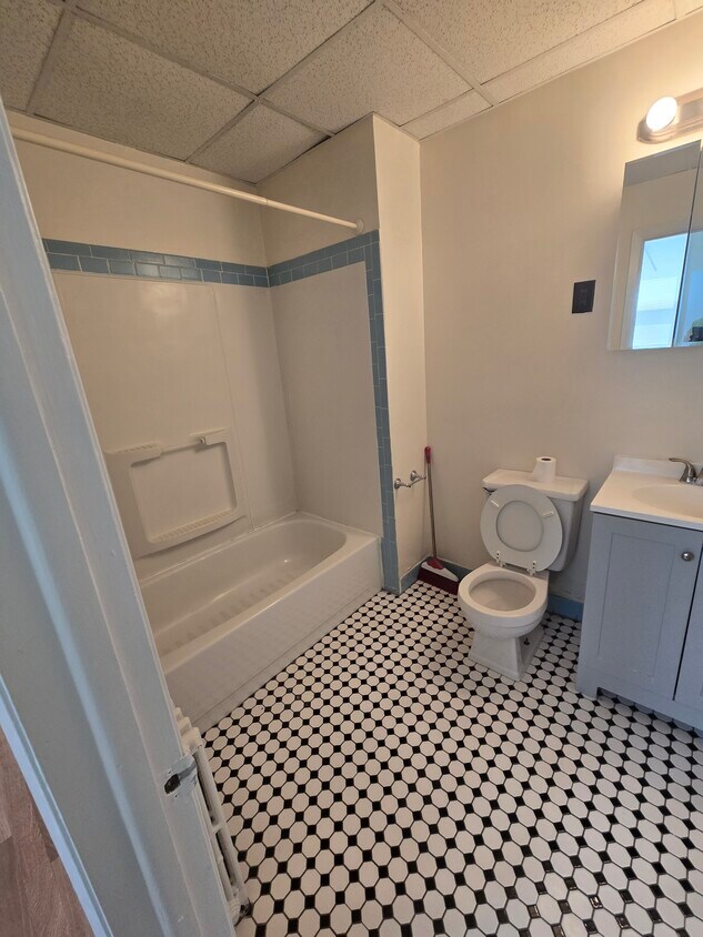 Foto principal - 119 Windsor St
