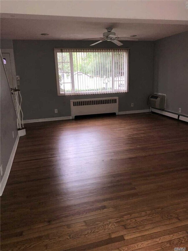 Foto del edificio - 1045 Webber Ave