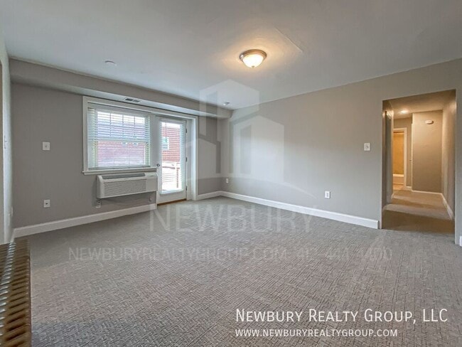 Photo - 104 W Steuben St Apartment
