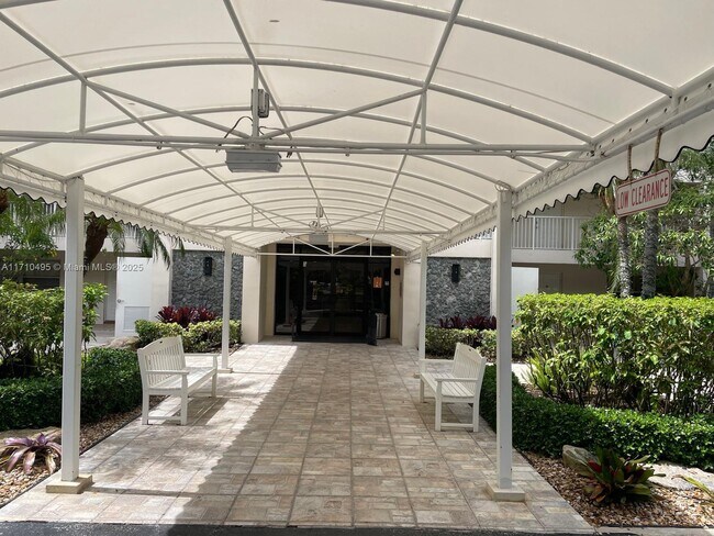 Foto del edificio - 3520 Oaks Way