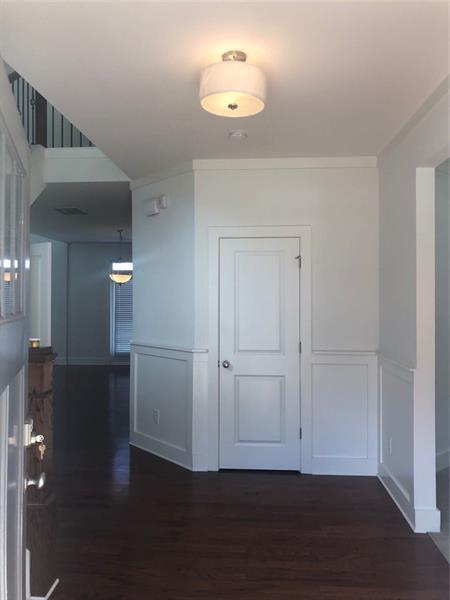 Foto del edificio - 1316 Halletts Peak Pl