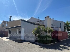 Building Photo - 2258 Pamela Ln
